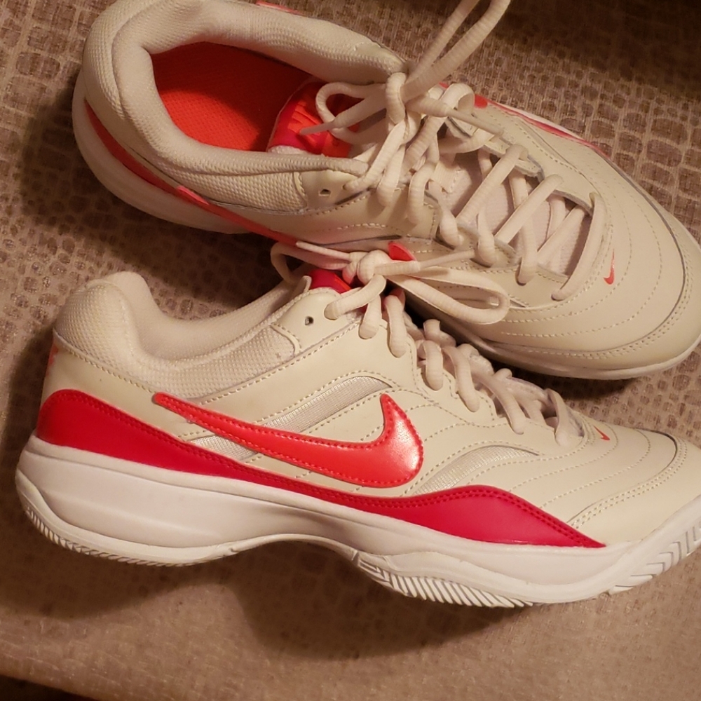 Nike running shoes size 8.5